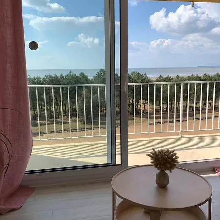 Au Calme Vue Апартаменты