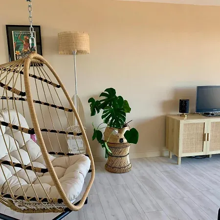 Апартаменты Au Calme Vue