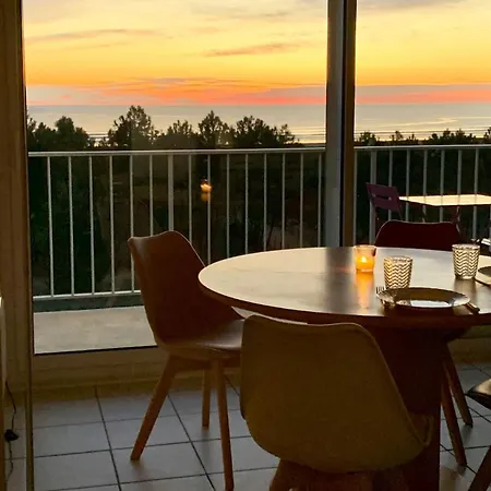 Au Calme Vue Апартаменты *
